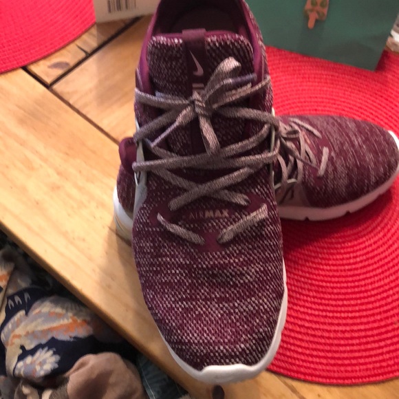 Nike AirMax Sneakers worn without box. - Picture 2 of 5